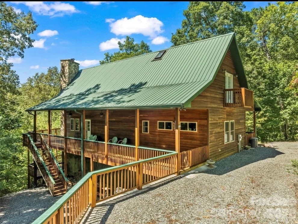 Unit for sale at 461 N Mallard Cove, Almond, NC 28771