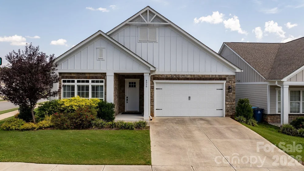 Unit for sale at 4526 Stellata Loop, Sherrills Ford, NC 28673