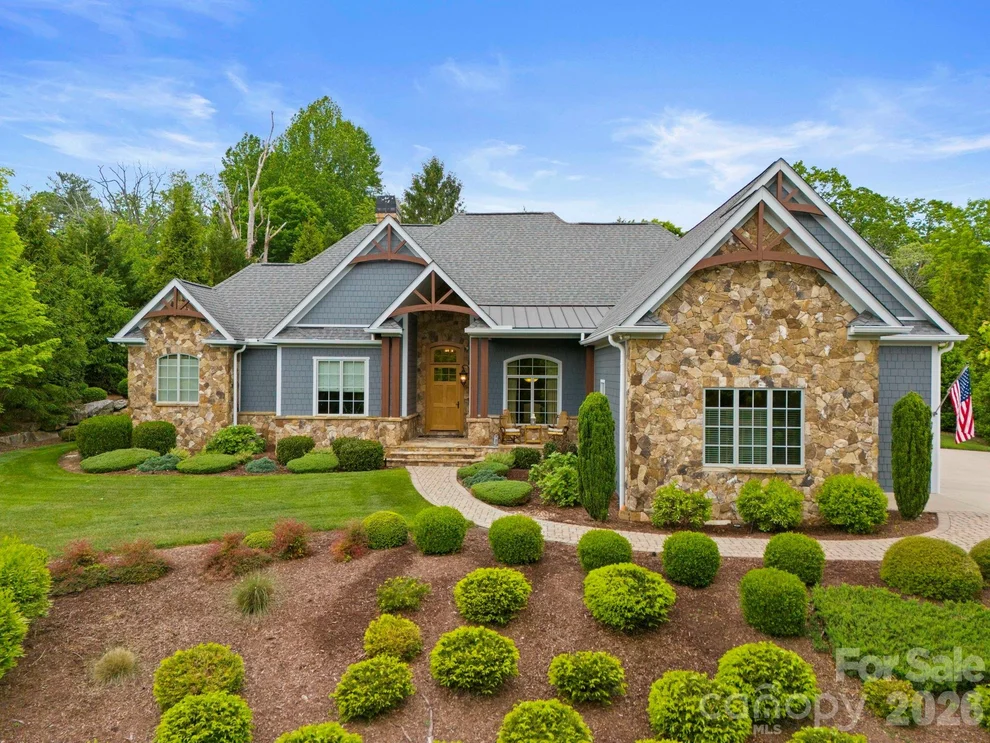Unit for sale at 390 Shipman Parkway, Flat Rock, NC 28731