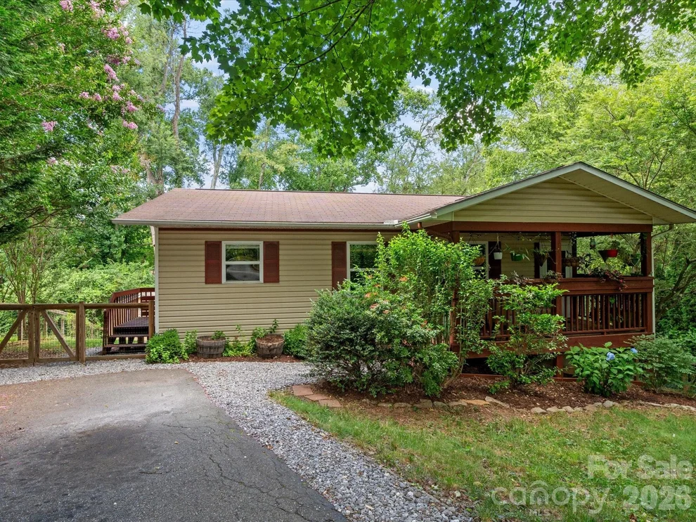 Unit for sale at 22 Wilson Creek Drive, Asheville, NC 28803