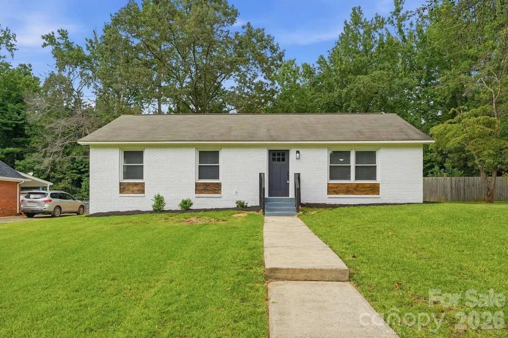 Unit for sale at 5233 Delivau Drive, Charlotte, NC 28215