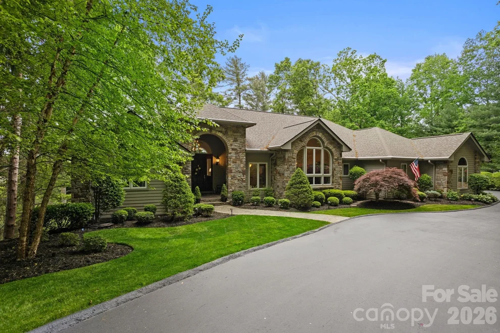 Unit for sale at 209 Pineholt Lane, Flat Rock, NC 28731