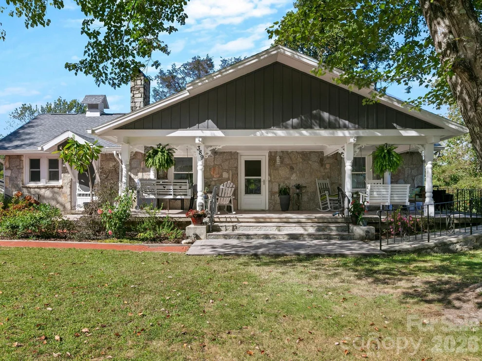 Unit for sale at 389 Courtland Boulevard, Hendersonville, NC 28791