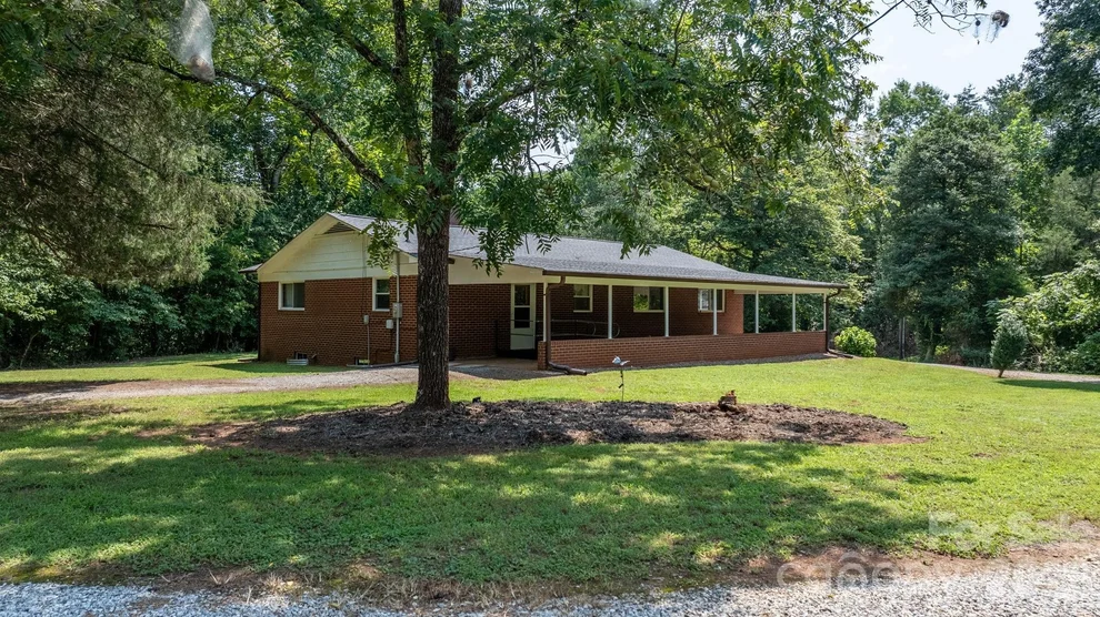 Unit for sale at 4370 Dynasty Lane, Hudson, NC 28638