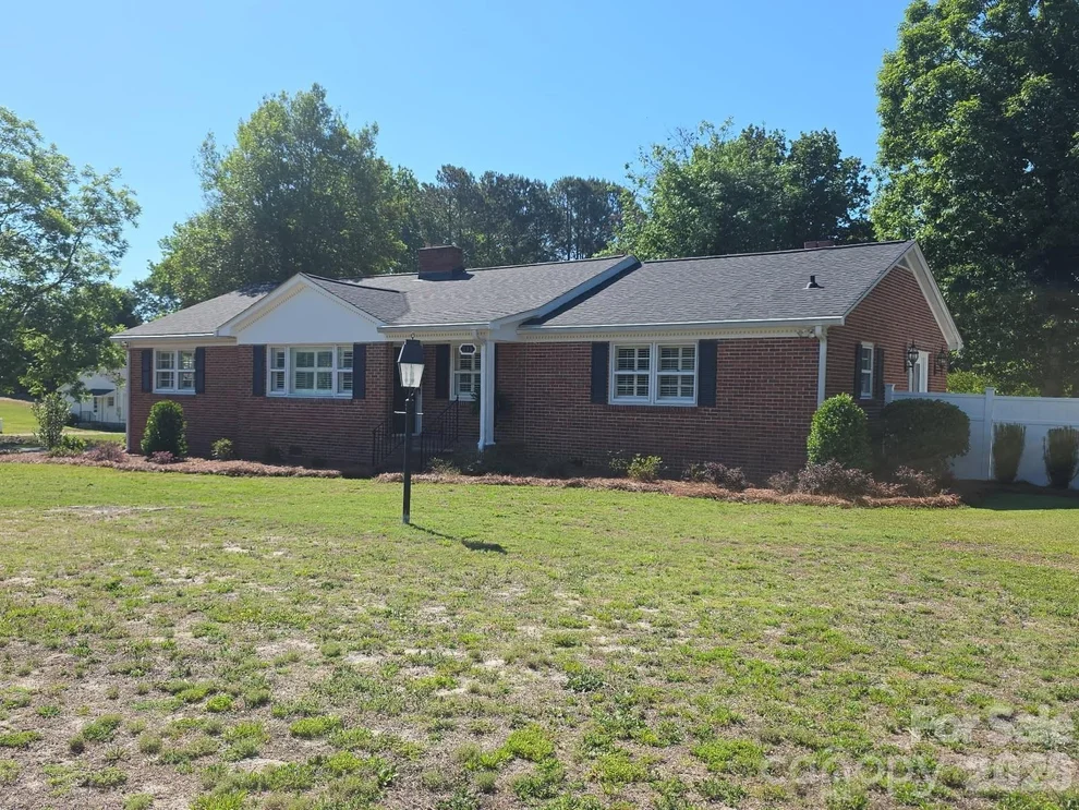 Unit for sale at 313 W Pigg Street, Pageland, SC 29728