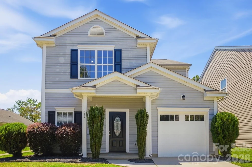 Unit for sale at 949 Willow Creek Drive, Gastonia, NC 28054