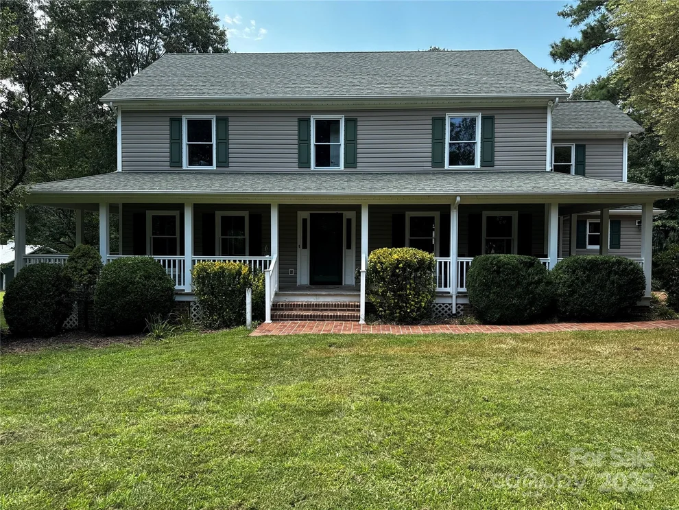 Unit for sale at 3424 Red Fox Trail, Matthews, NC 28104