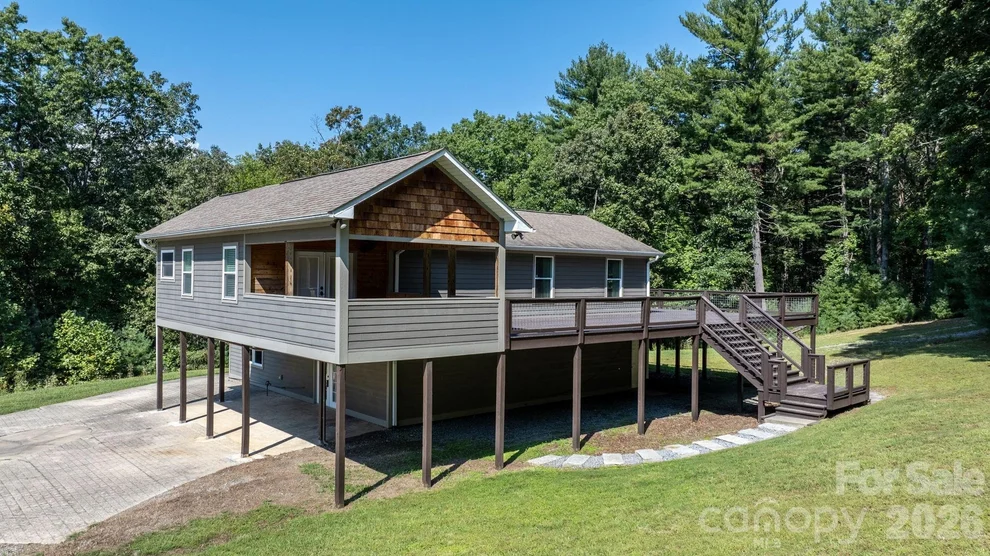 Unit for sale at 80 Hidden Bluff Lane, Horse Shoe, NC 28742