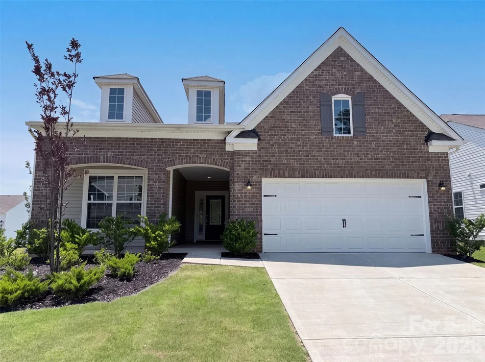 Unit for sale at 190 Abersham Drive, Mooresville, NC 28115