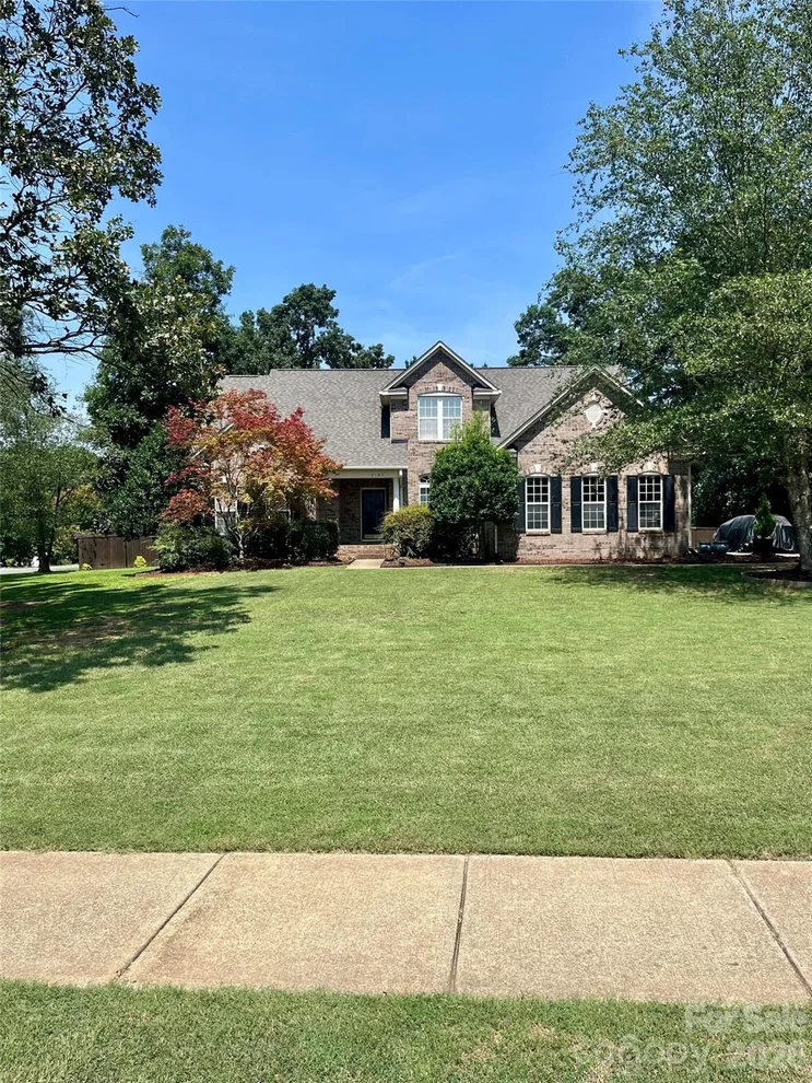 Unit for sale at 2107 Heath Lake Drive, Mint Hill, NC 28227