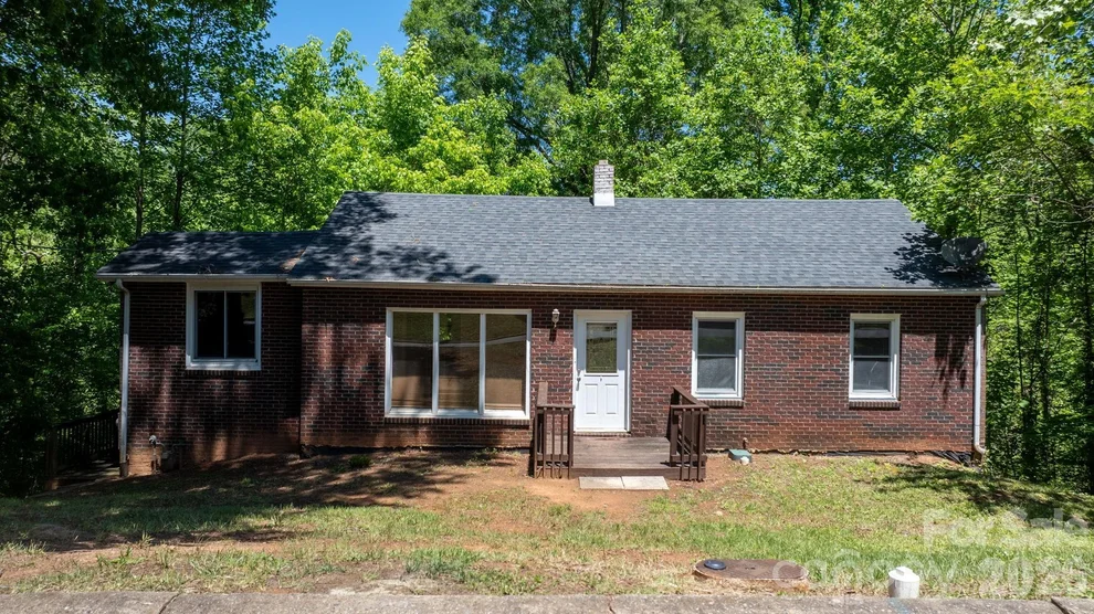 Unit for sale at 722 E F Street, Newton, NC 28658