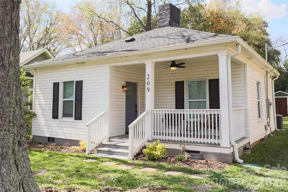 Unit for sale at 209 Columbia Avenue, Rock Hill, SC 29730