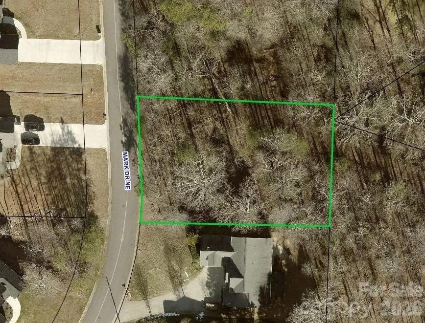 Unit for sale at 5126 Mark Drive NE, Hickory, NC 28601
