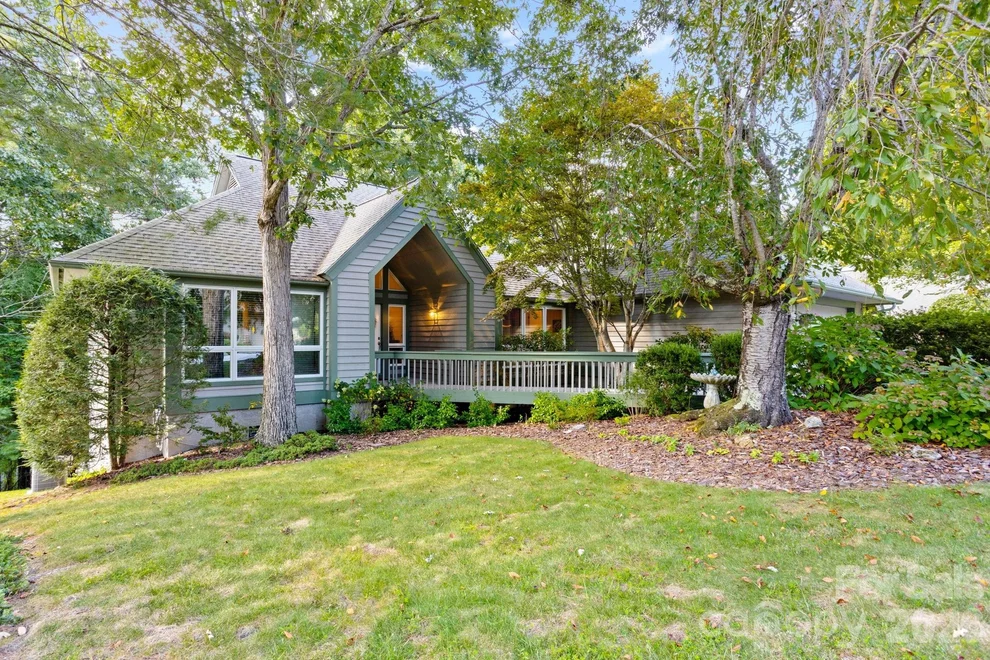Unit for sale at 128 Forest View Drive, Flat Rock, NC 28731