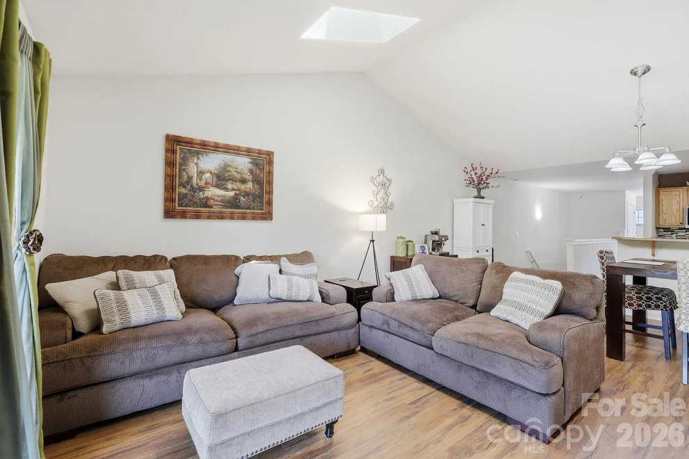 Unit for sale at 123 Foxden Drive, Fletcher, NC 28732
