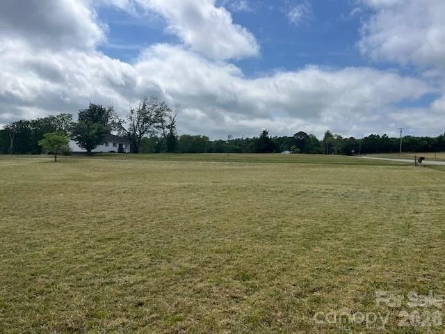 Unit for sale at 304 Floyd Blackwell Road, Tryon, NC 28782