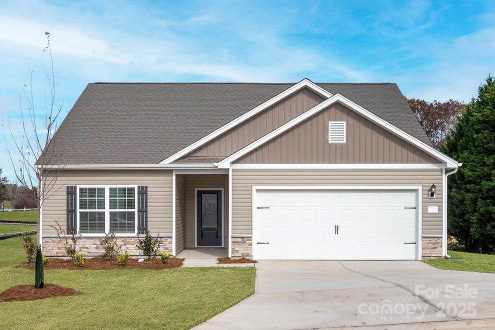 Unit for sale at 1084 Russell Drive, Winston Salem, NC 27127