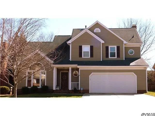 Unit for sale at 8910 Castlebay Drive, Charlotte, NC 28277