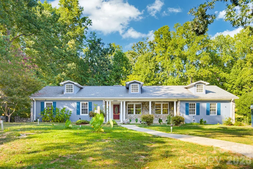 Unit for sale at 1011 Tarlton Drive, Shelby, NC 28150