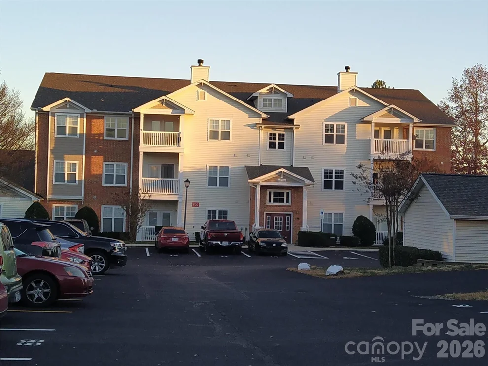 Unit for sale at 10518 Hill Point Court, Charlotte, NC 28262