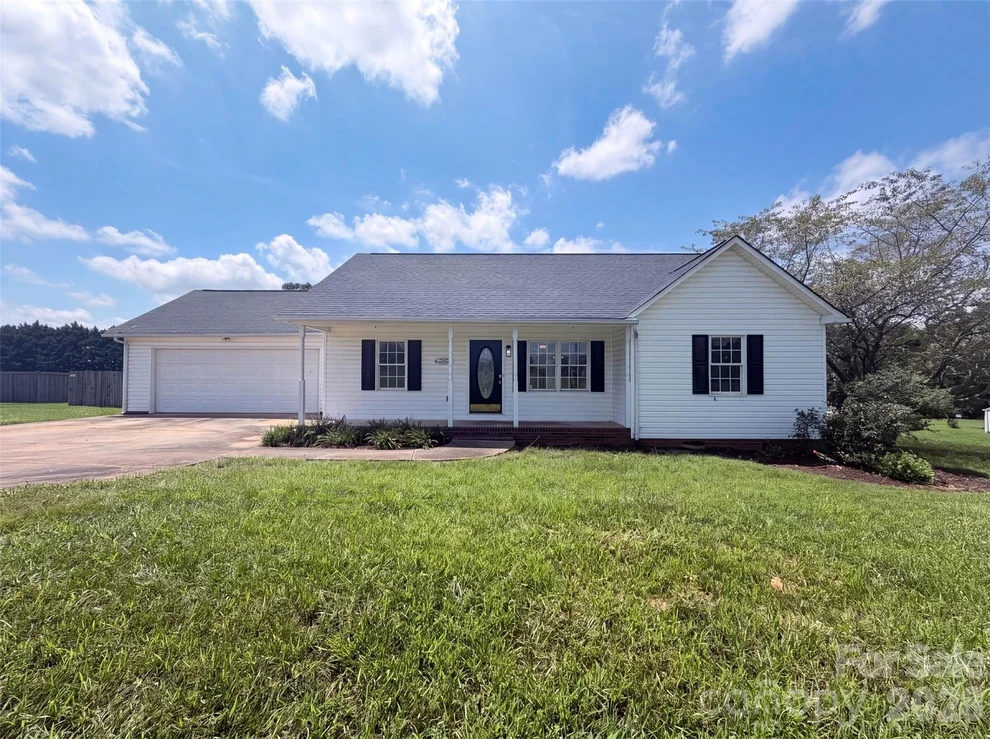 Unit for sale at 2243 Mintew Circle, Lincolnton, NC 28092