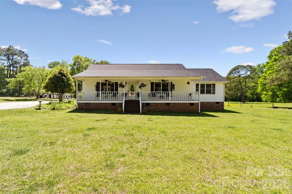Unit for sale at 3120 Hilton Road, Rock Hill, SC 29732