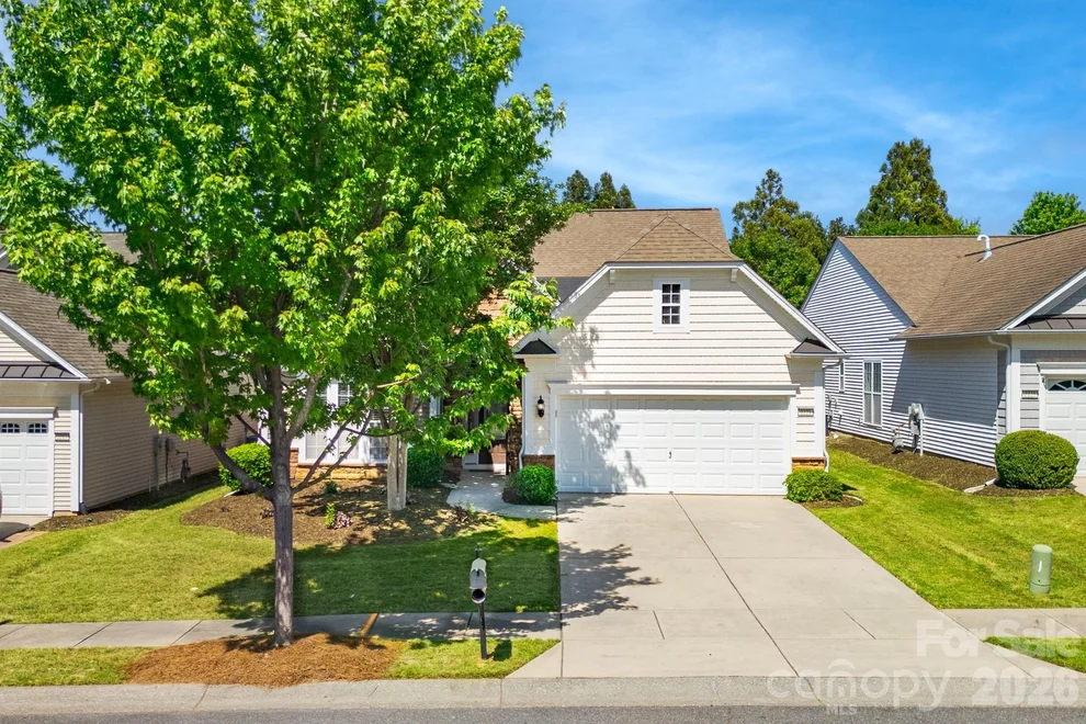 Unit for sale at 2221 Hartwell Lane, Fort Mill, SC 29707