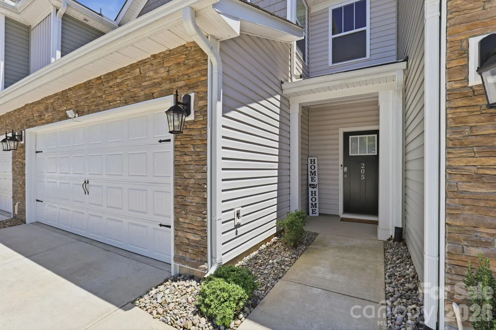 Unit for sale at 205 Reynard Trail, Greenville, SC 29609