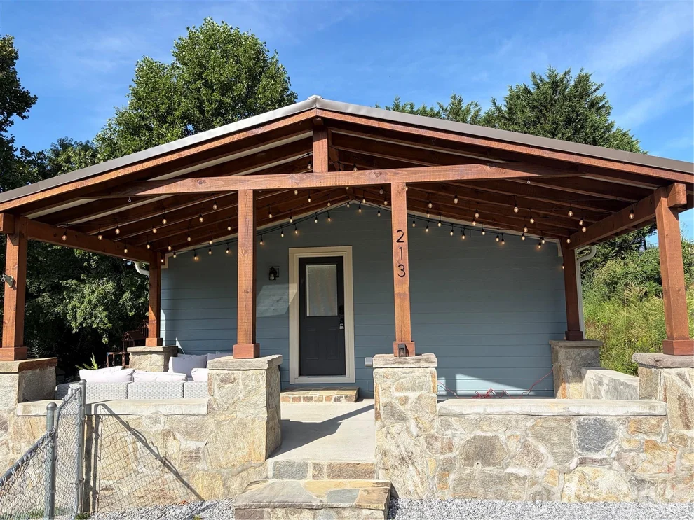 Unit for sale at 213 Sandy Creek Court, Hendersonville, NC 28792