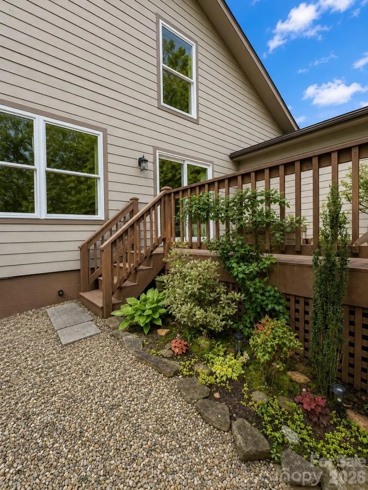 Unit for sale at 99 Willow Way, Hendersonville, NC 28739