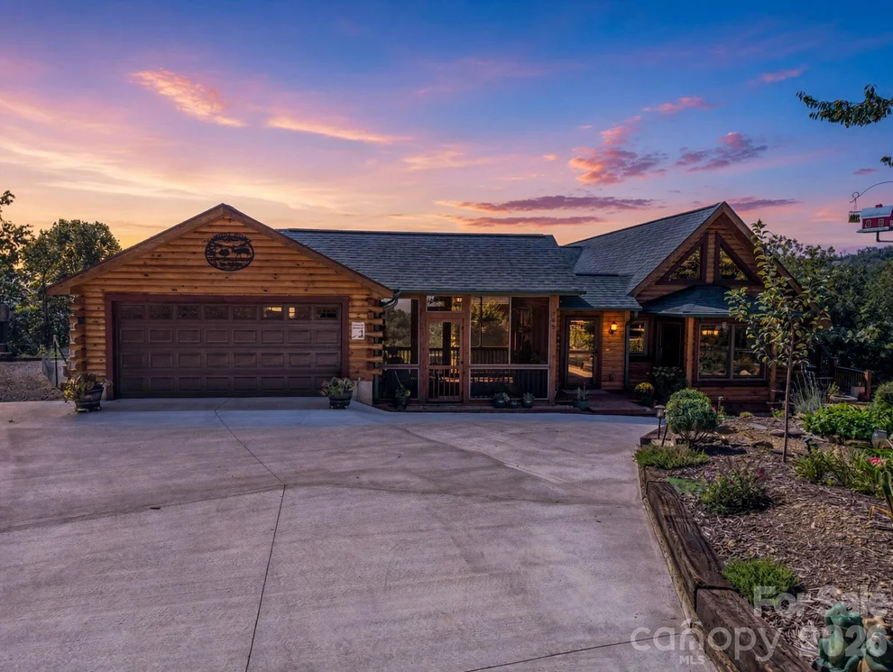 Unit for sale at 762 Valley View Drive, Bostic, NC 28018