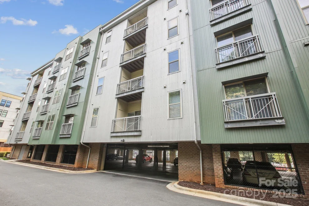Unit for sale at 630 Calvert Street, Charlotte, NC 28208