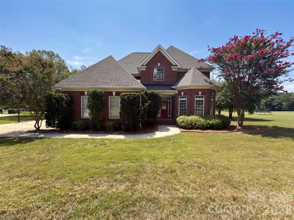 Unit for sale at 9721 Arlington Oaks Drive, Charlotte, NC 28227