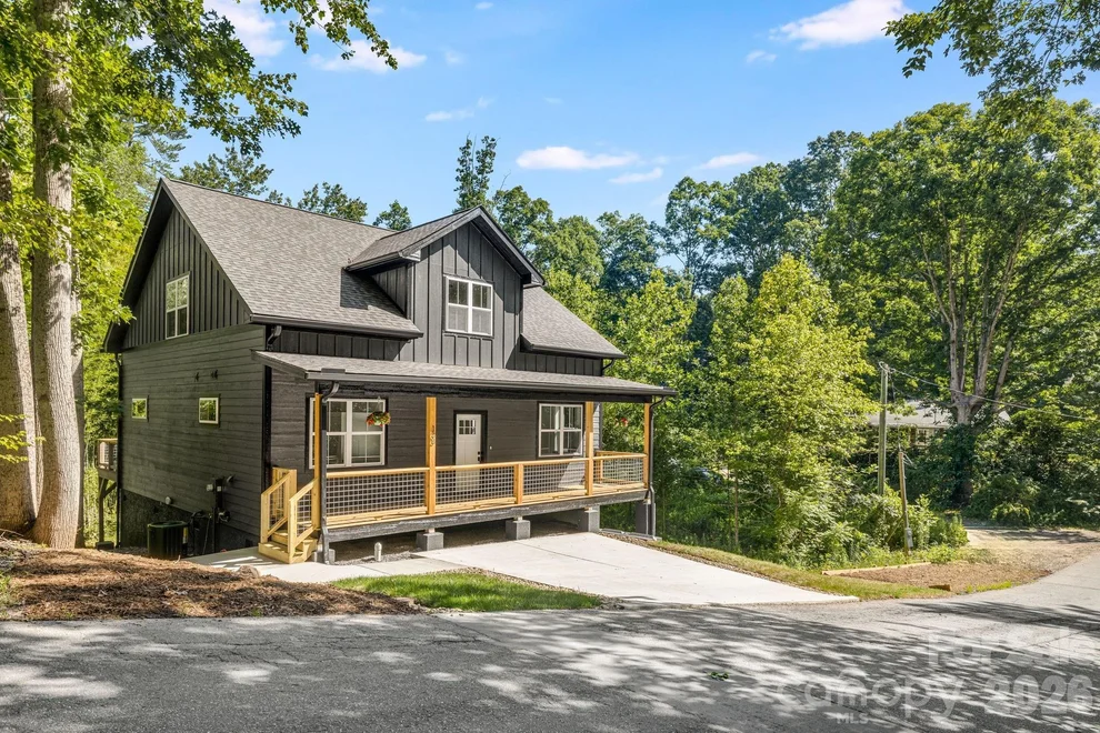 Unit for sale at 133 Appalachian Way, Asheville, NC 28806