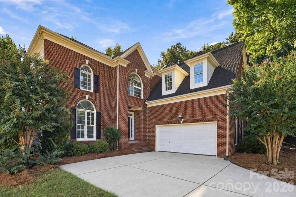 Unit for sale at 3439 Twelve Oaks Place, Charlotte, NC 28270