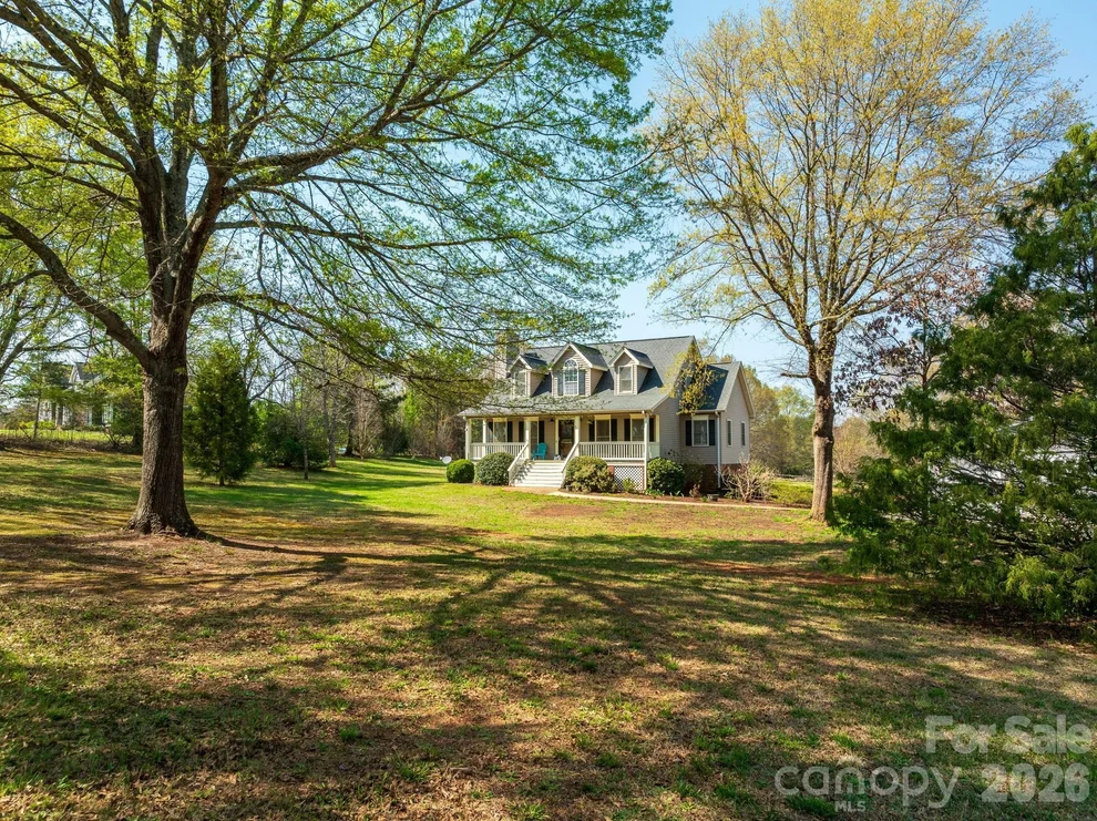 Unit for sale at 1570 Roddy Road, Campobello, SC 29322