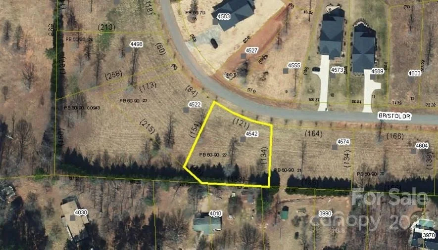 Unit for sale at 4542 Bristol Drive, Morganton, NC 28655