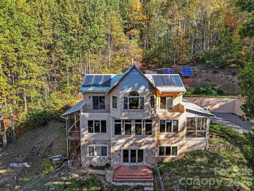 Unit for sale at 97 Old Cove Road, Black Mountain, NC 28711
