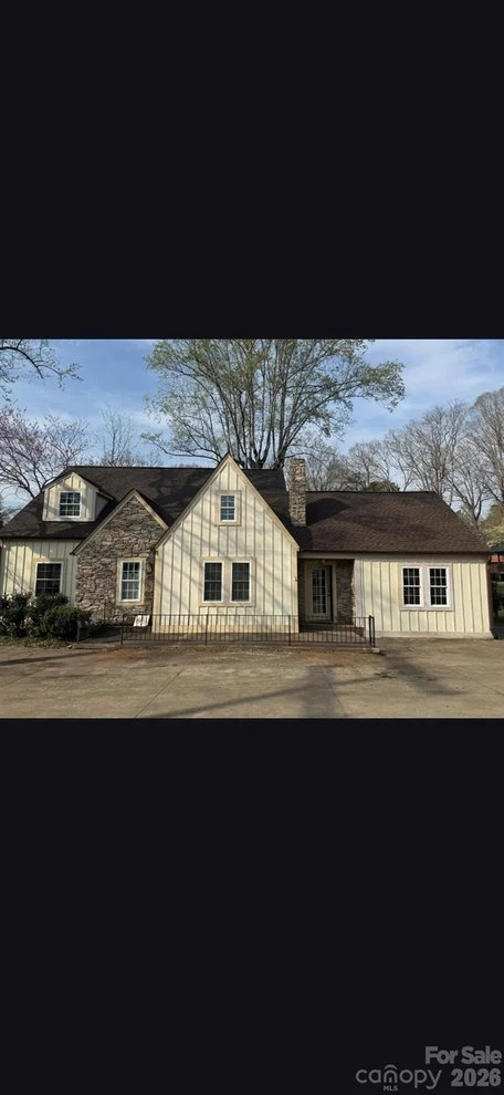 Unit for sale at 282 W Mountain Street, Rutherfordton, NC 28139
