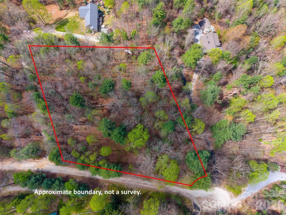 Unit for sale at 00 E Hilltop Drive, Saluda, NC 28773