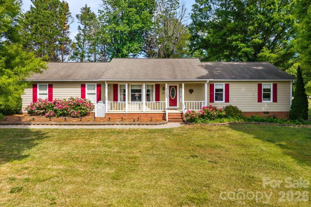 Unit for sale at 1137 Hibriten Drive SE, Lenoir, NC 28645