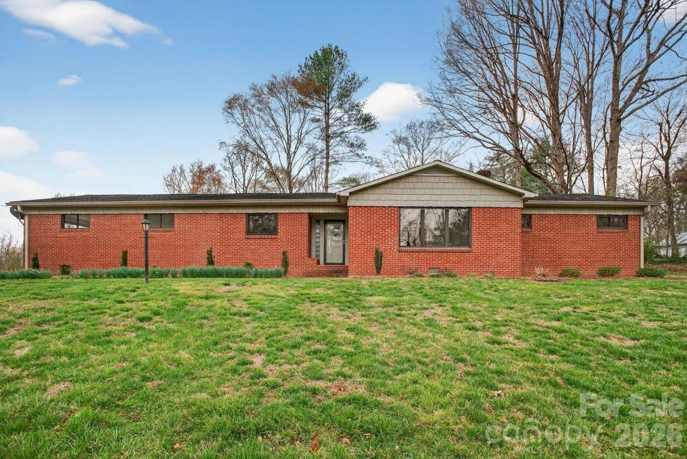 Unit for sale at 4783 Calico Road, Lenoir, NC 28645