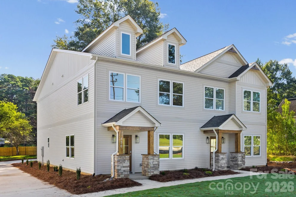 Unit for sale at 630 Modena Street, Gastonia, NC 28054