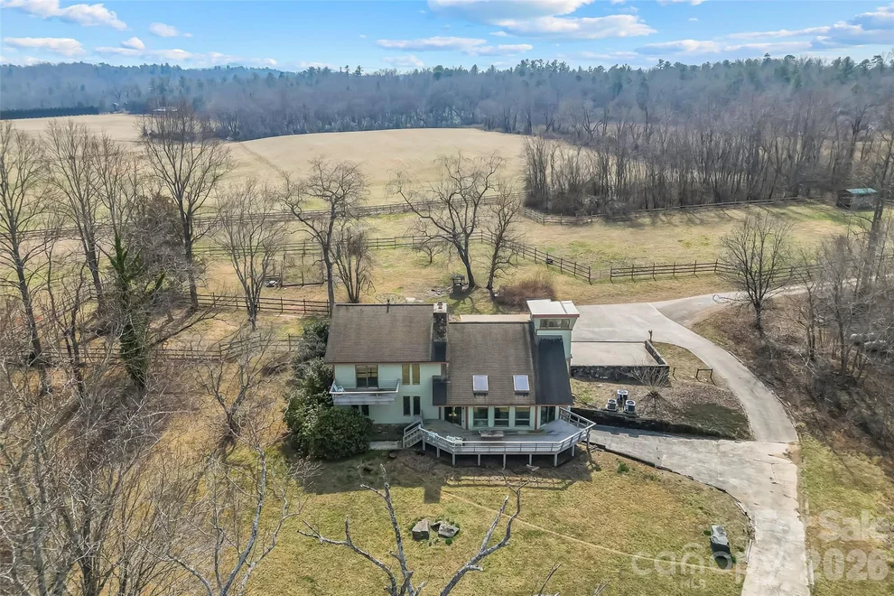 Unit for sale at 2590 Airport Road, Marion, NC 28752