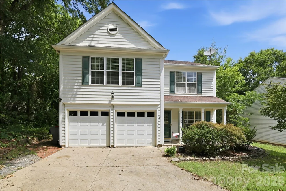 Unit for sale at 11926 Hawick Valley Lane, Charlotte, NC 28277