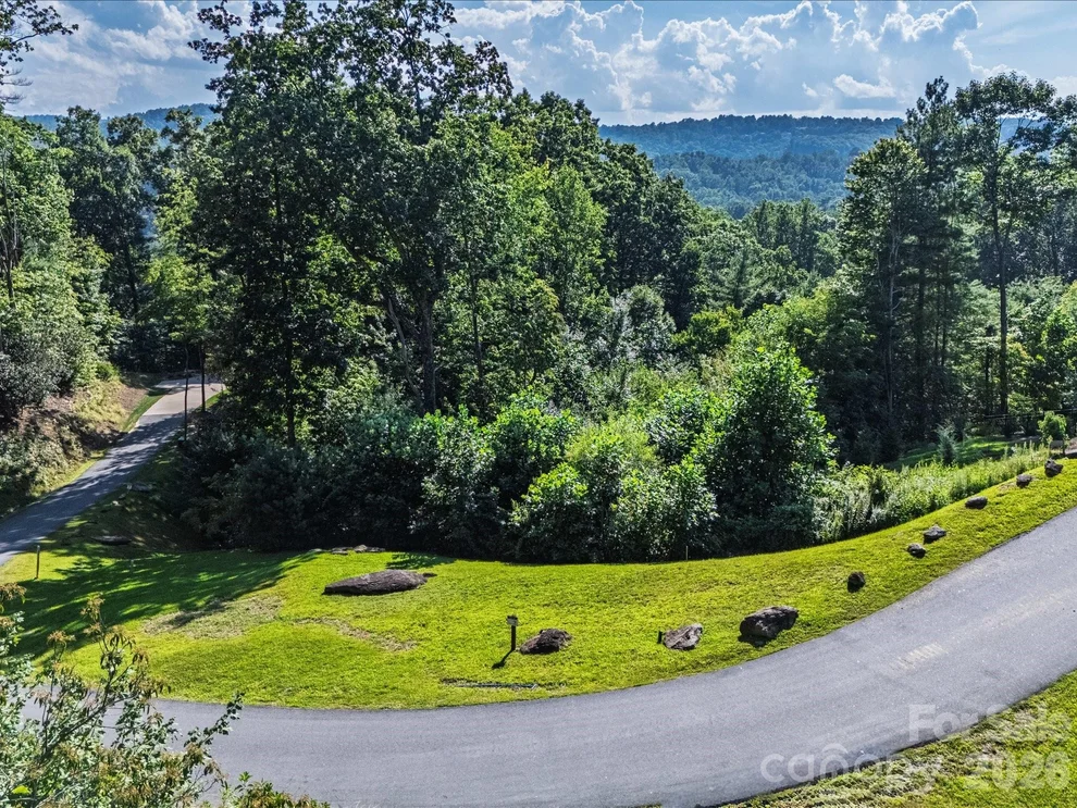 Unit for sale at 52 Lemongrass Trail, Hendersonville, NC 28791