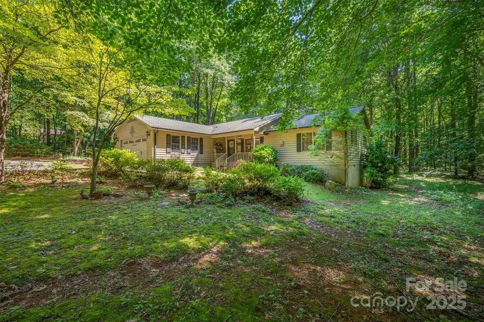 Unit for sale at 144 Beechwood Drive, Columbus, NC 28722