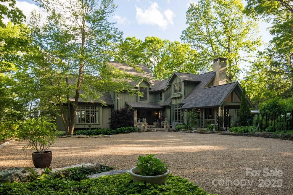 Unit for sale at 362 Wonderland Trail, Blowing Rock, NC 28605