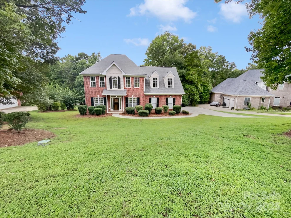 Unit for sale at 2405 Falling Leaf Court, Rock Hill, SC 29732