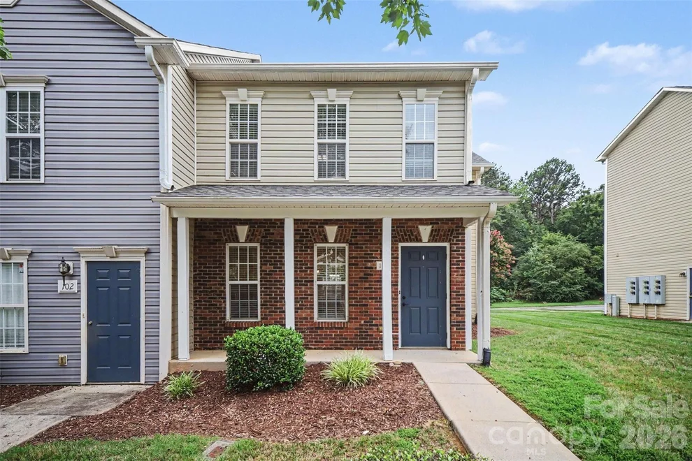 Unit for sale at 116 Locomotive Lane, Mooresville, NC 28115